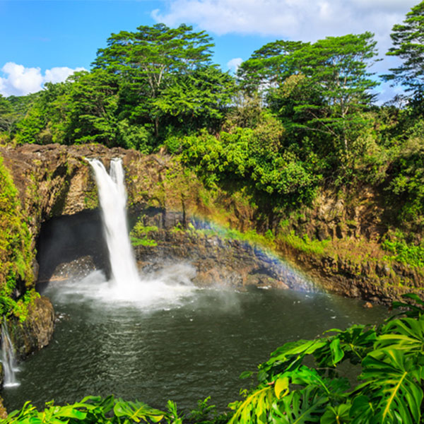 rainbow waterfalls in hawaii